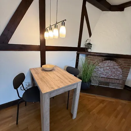 Christine Apartment *